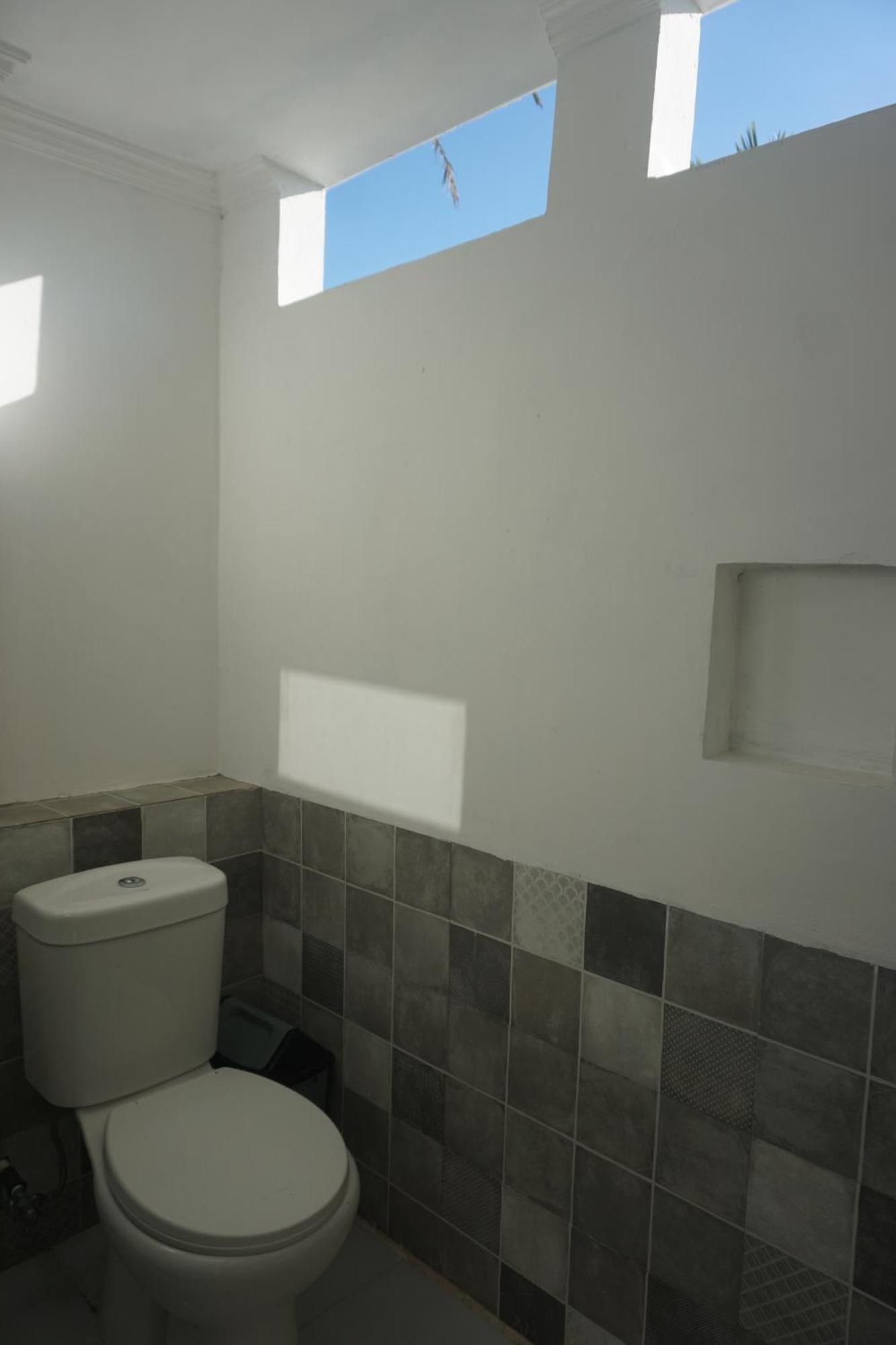 Black Sand Hostel Amed Екстер'єр фото