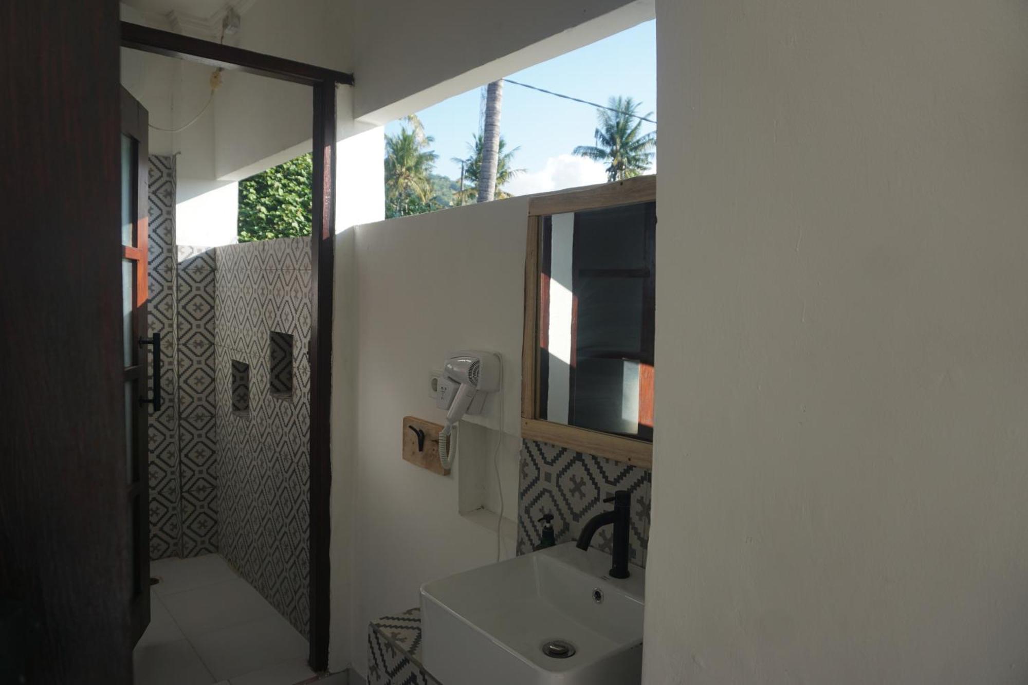 Black Sand Hostel Amed Екстер'єр фото