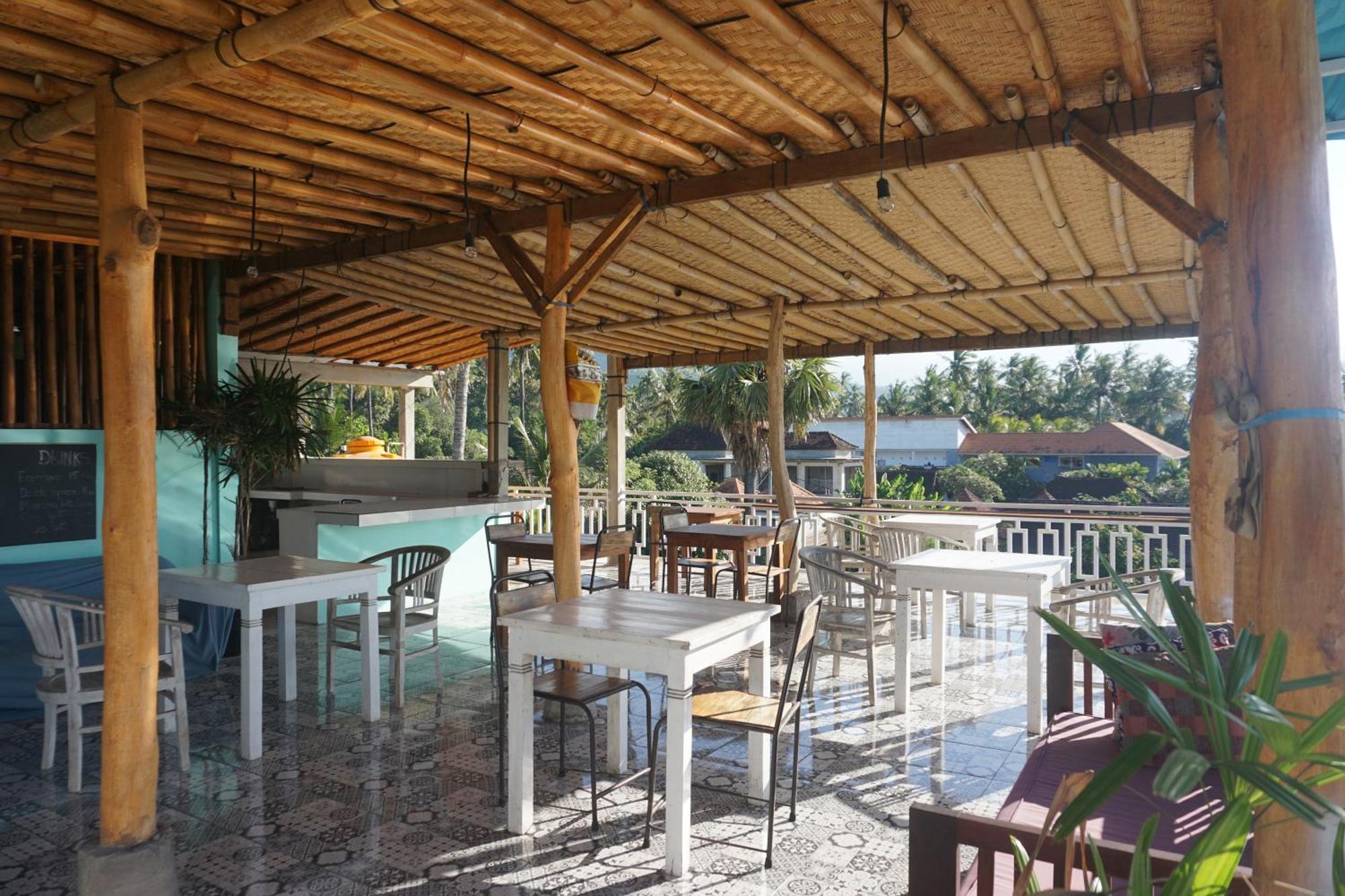 Black Sand Hostel Amed Екстер'єр фото