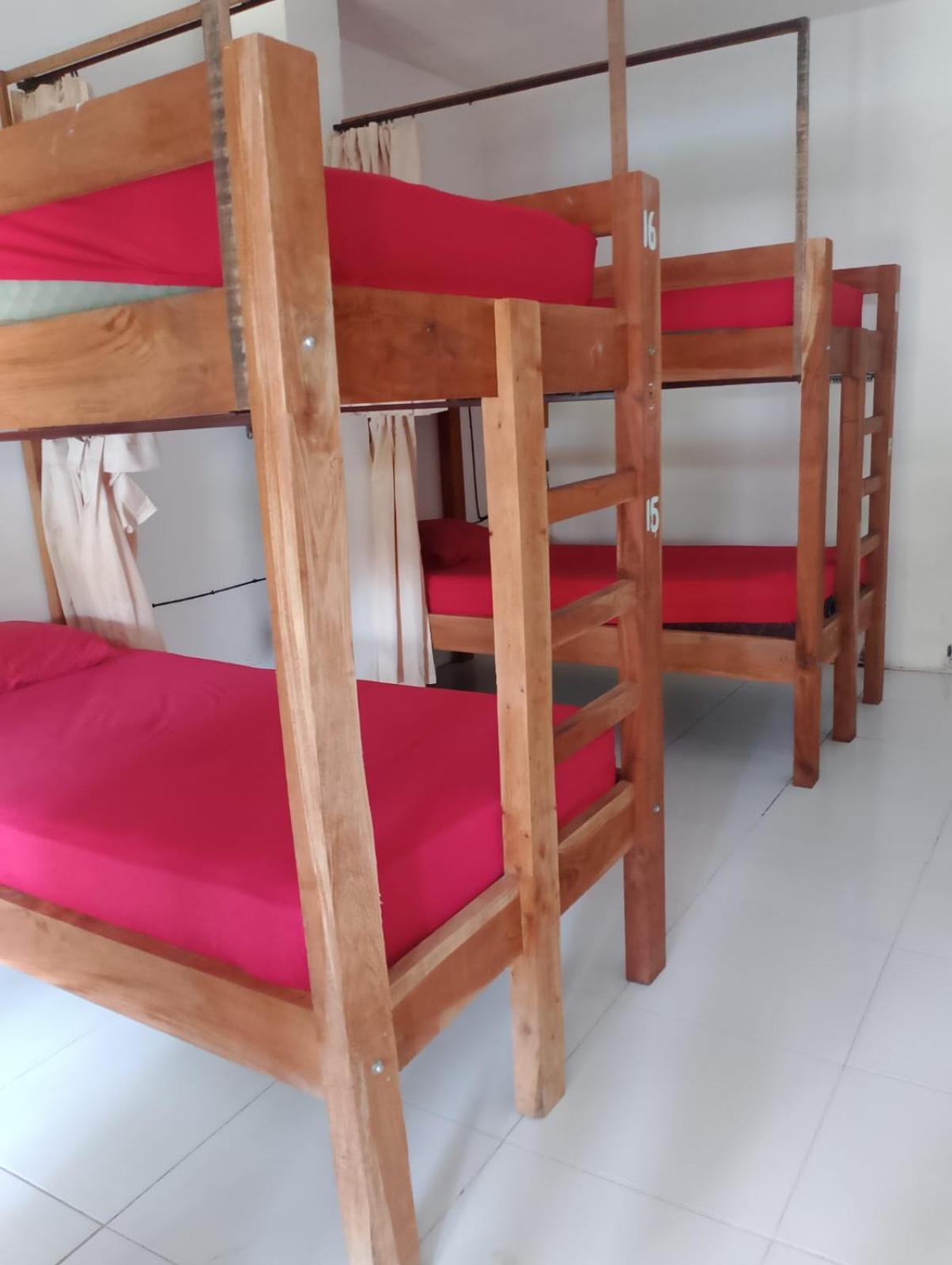 Black Sand Hostel Amed Екстер'єр фото